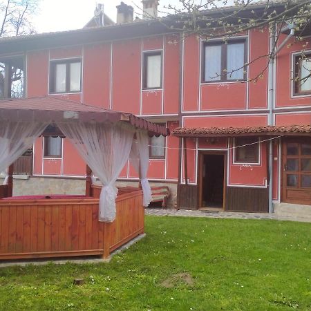 Стаи За Гости Дора Koprivshtitsa Bagian luar foto