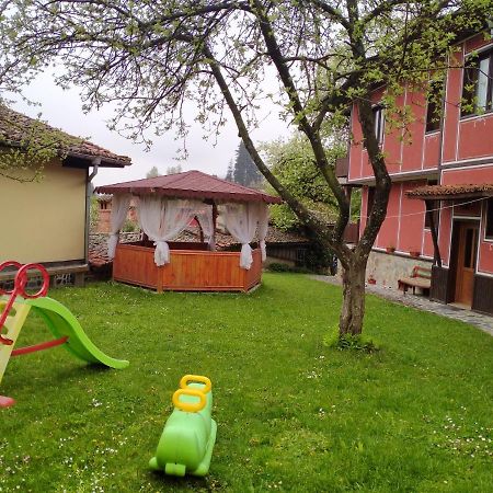 Стаи За Гости Дора Koprivshtitsa Bagian luar foto
